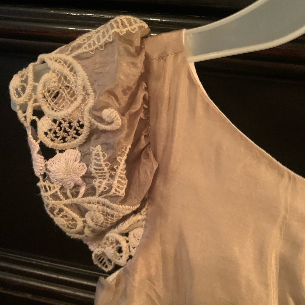 La Perla Kids Silk Dress with asymmetrical Lace Details - Picture 5 of 6